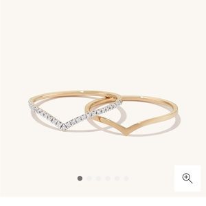 Mejuri wishbone stacker ring set